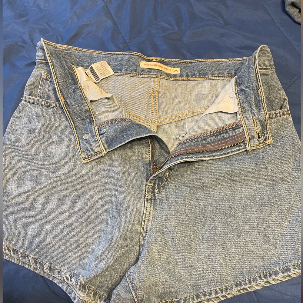 Levi high waisted mom shorts